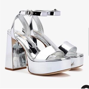 LARROUDE DOLLY PLATFORM SANDAL - 8.5 - Silver Platform Heels